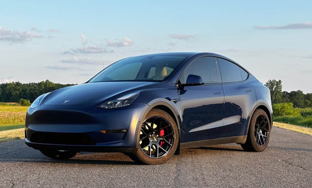Tesla  Model Y
